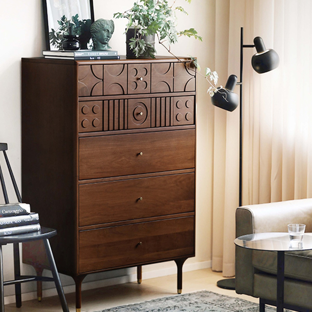 Mid Century Modern Carved Decoration Dresser